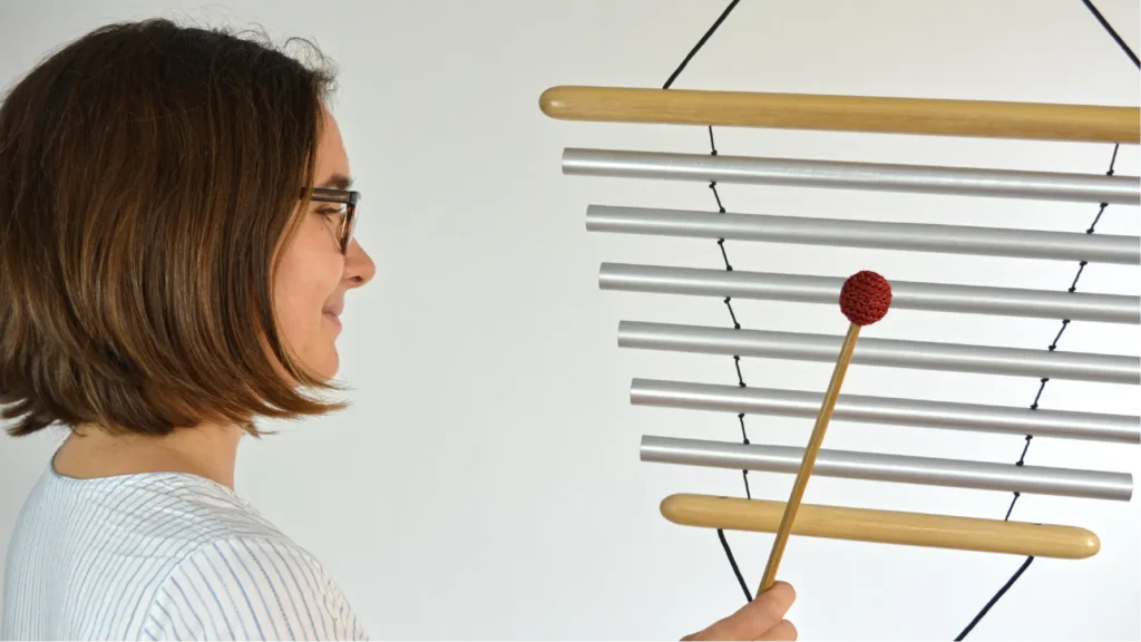 Swinging Chimes 6 Bars